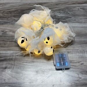 Halloween Decoration String Lights, Light up Ghost Garland Battery 6 Hour Timer